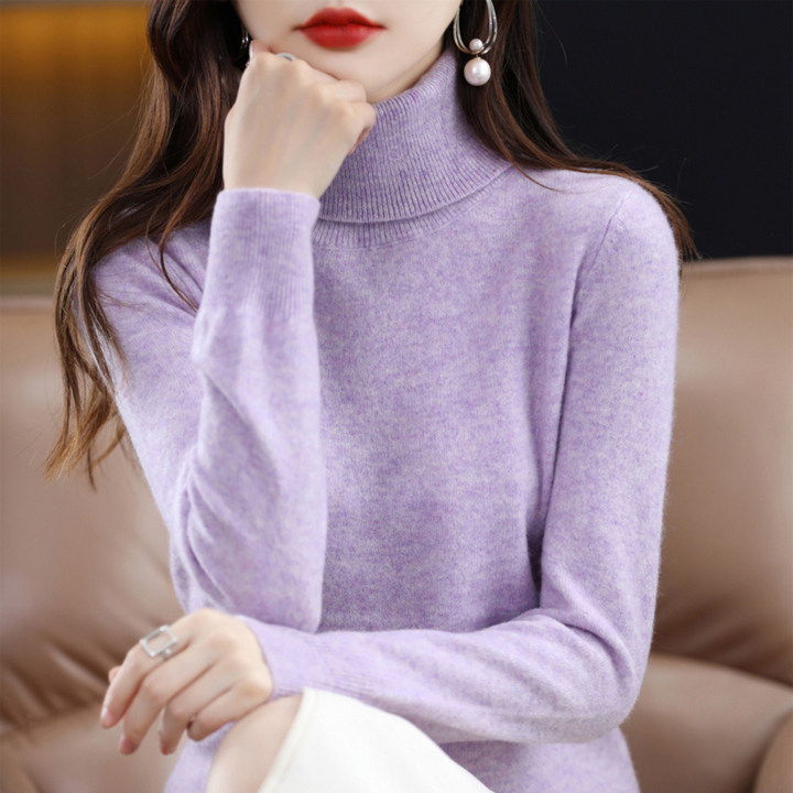 Emmie cashmere turtleneck sweater in lilac, close-up view