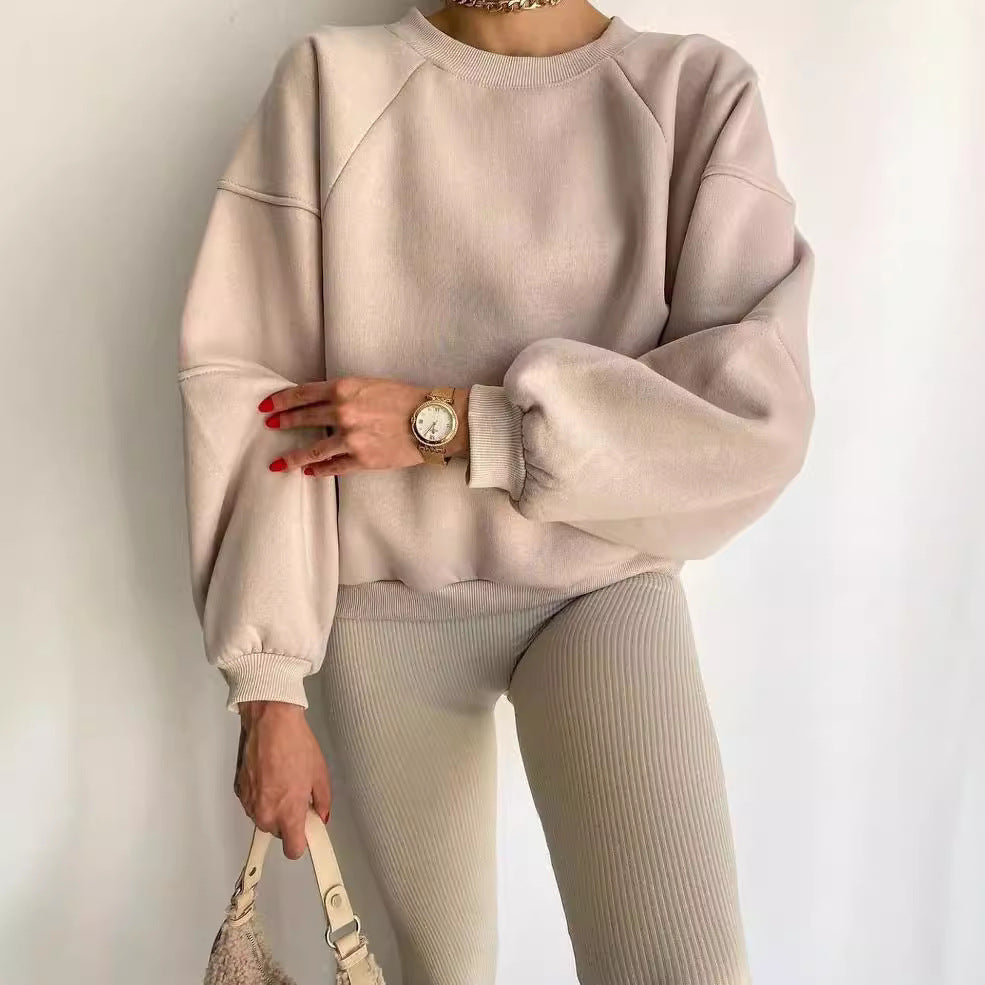 Frances oversized sweatshirt with voluminous balloon sleeves in beige, front view