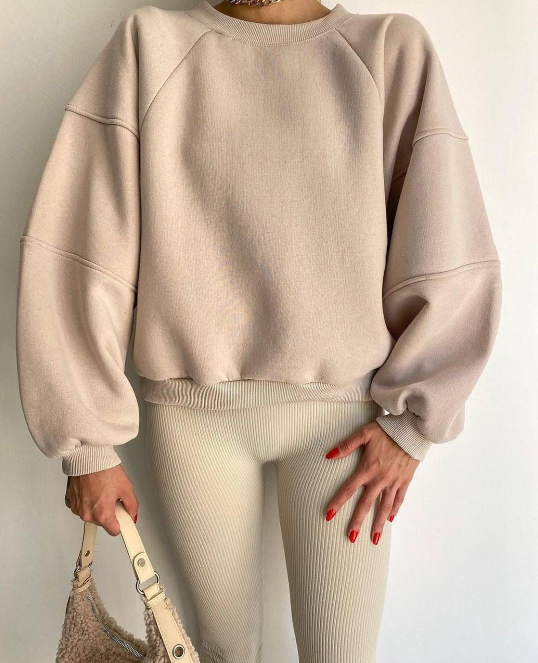 Frances oversized sweatshirt with voluminous balloon sleeves in brown, front view