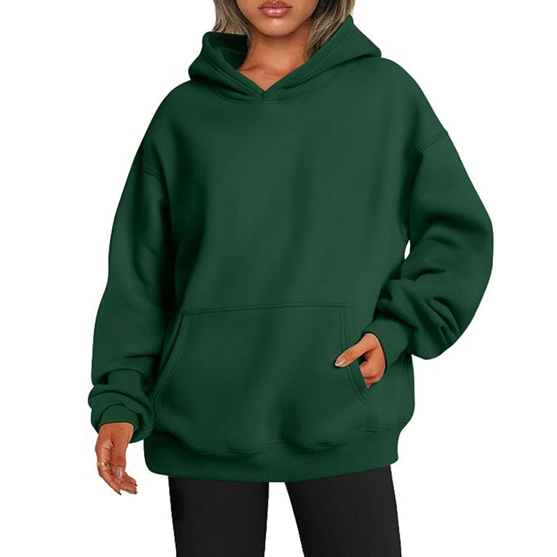 Sienna oversized hoodie with kangaroo pocket, forest green front view