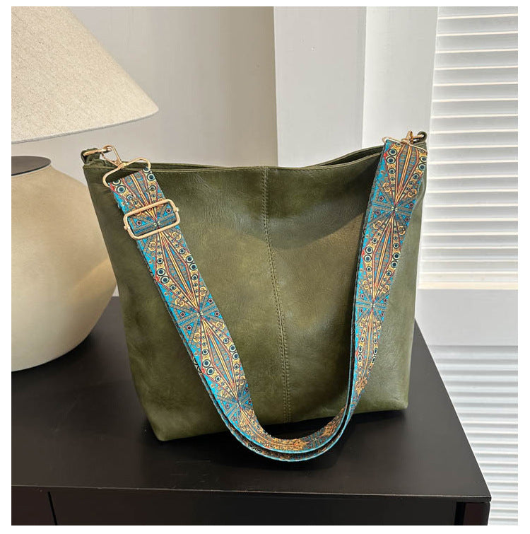 Odalys tote bag with dimensions showing height and width