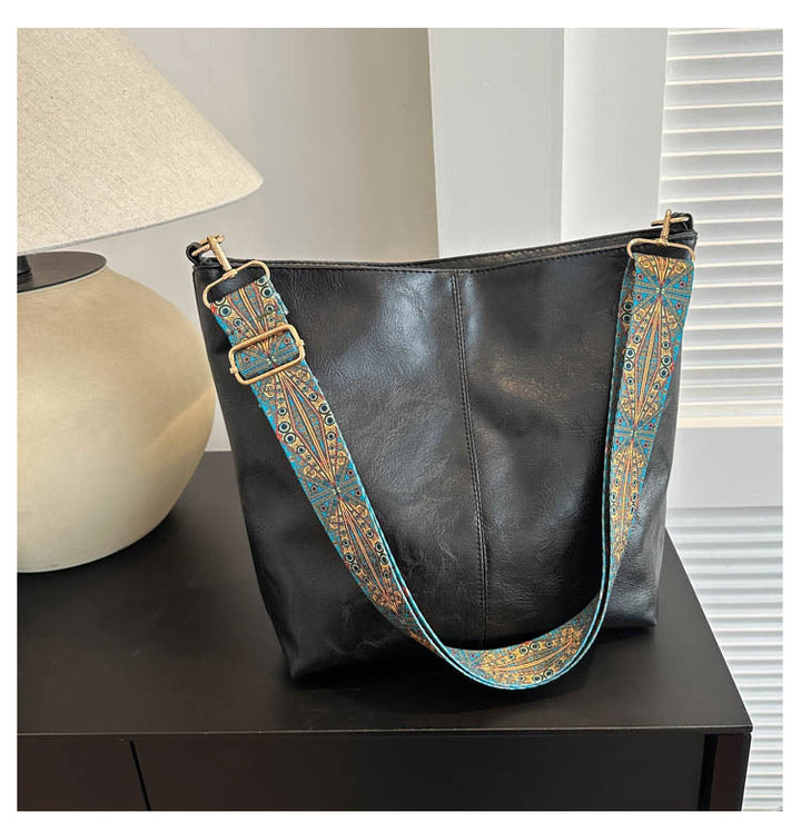 Odalys tote bag with dimensions showing height and width