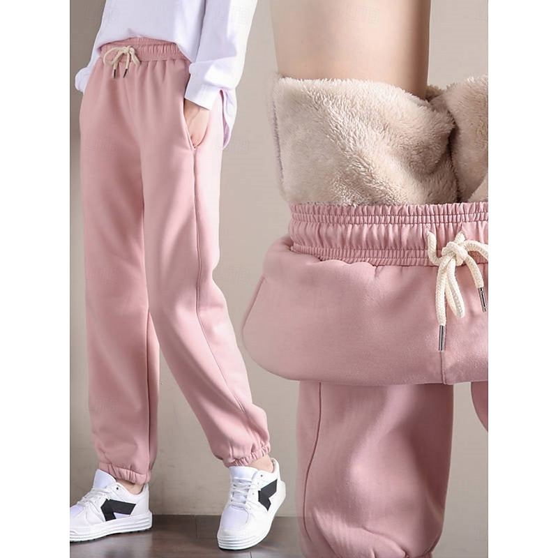 Marisol sweatpants ankle cuff detail close-up in black