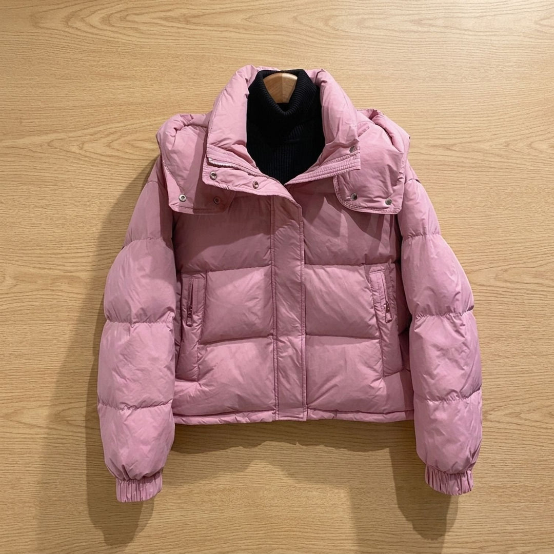 Close-up of Marisabel puffer jacket hood and collar detail