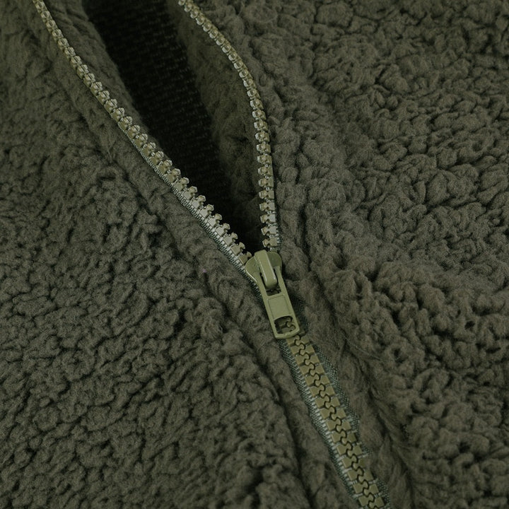Delphine fleece jacket zipper detail close-up