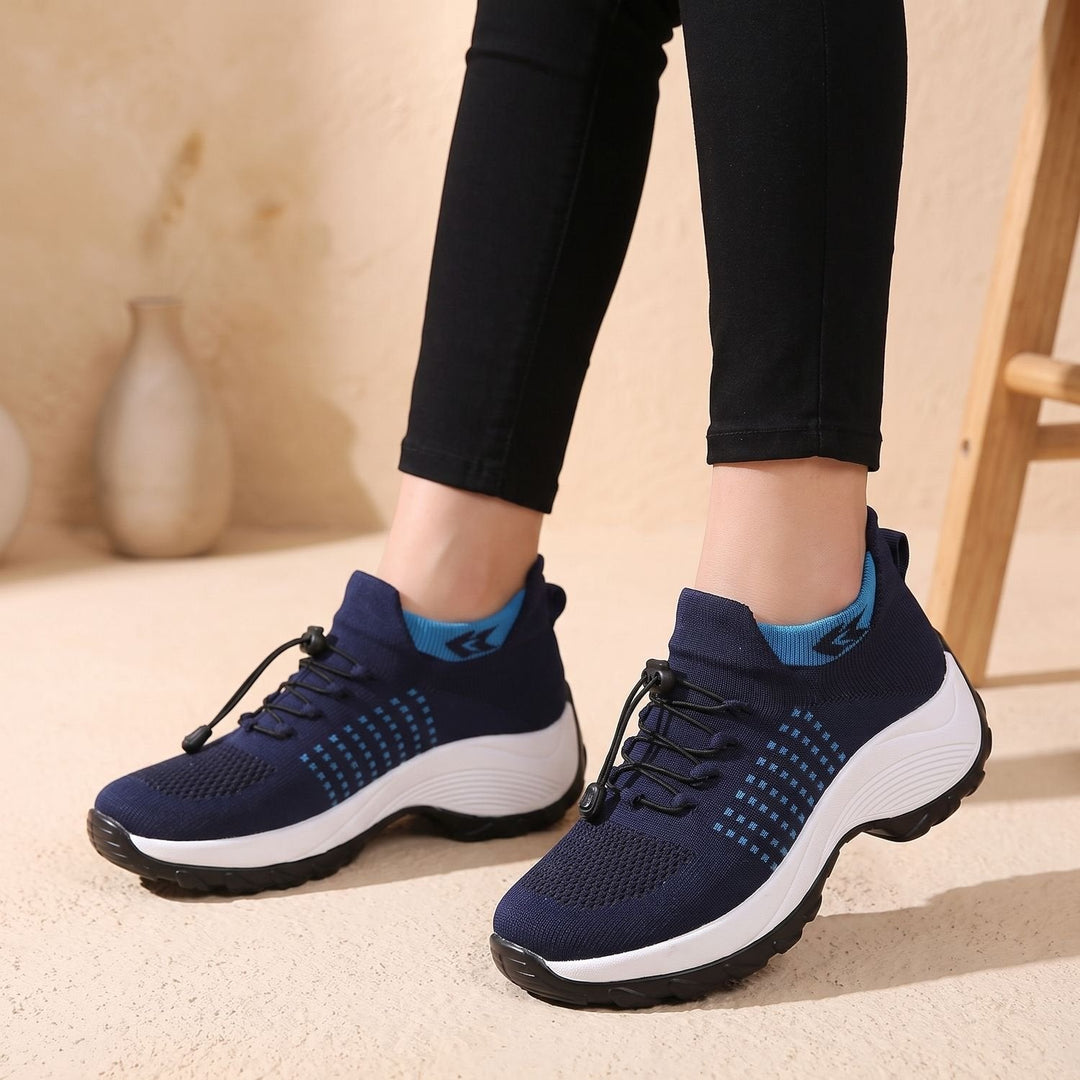 Verity navy and blue knit platform sneakers, side profile