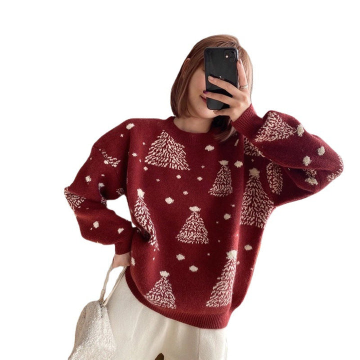 Marielle Christmas tree sweater in green, front view