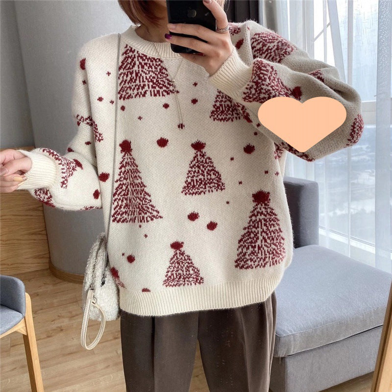 Marielle Christmas tree sweater in green, front view