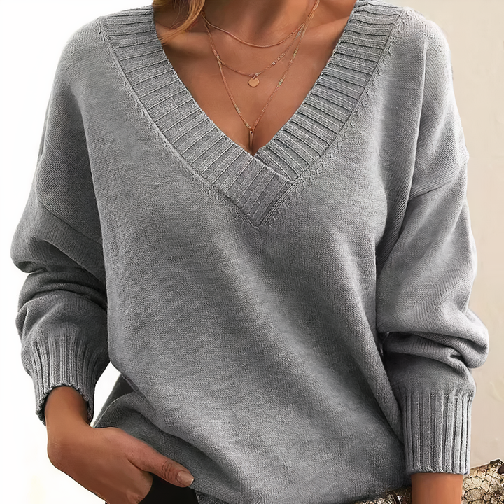 Seraphine V-neck oversized sweater in pink, close-up front view