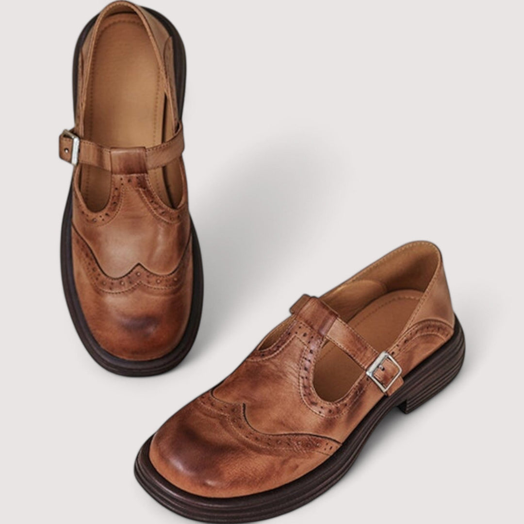Bettina Mary Jane shoes, side-by-side front and top view showing wingtip brogue design